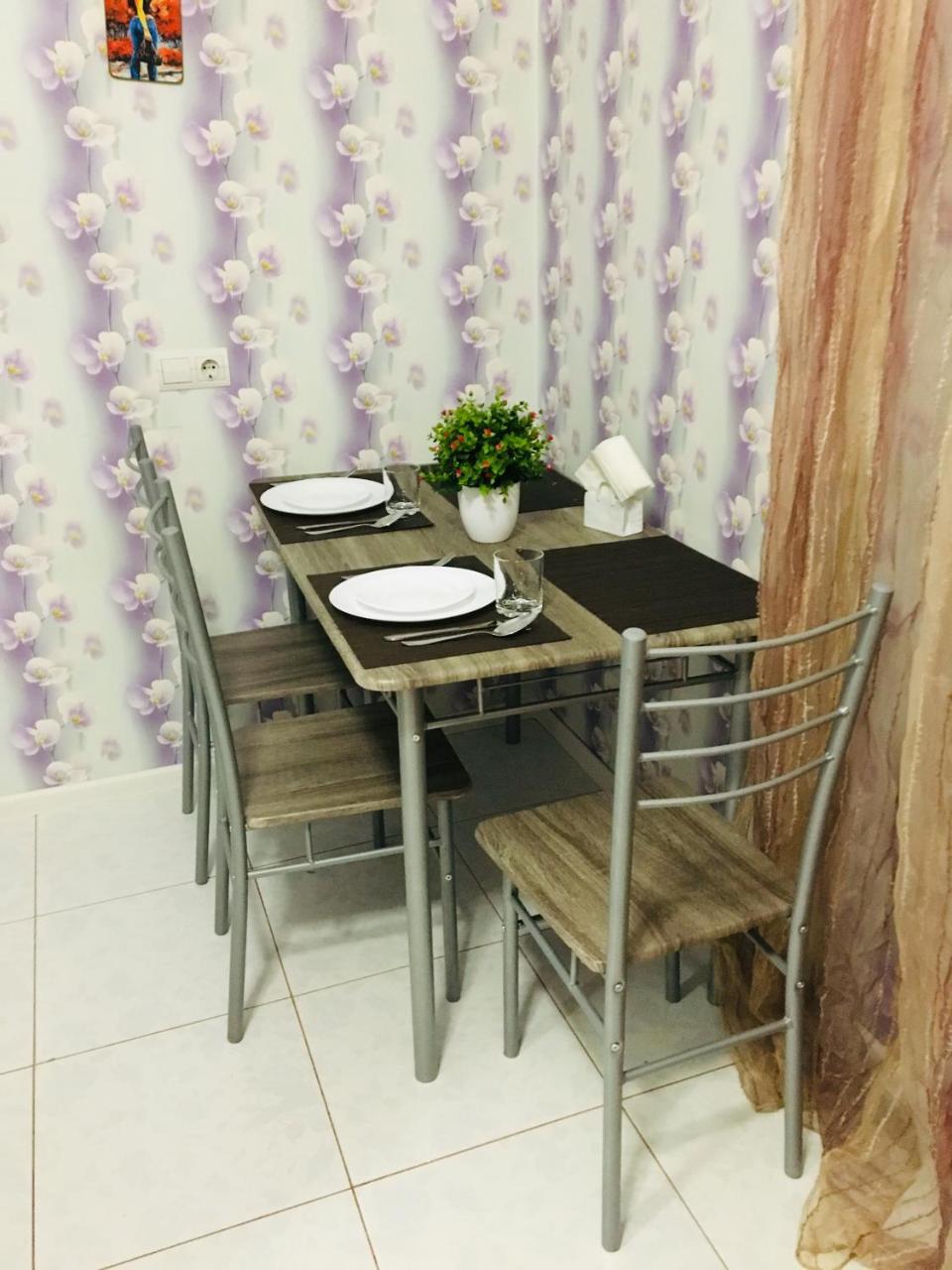 Rent Apartment In The Center Of Tjernihiv Eksteriør billede