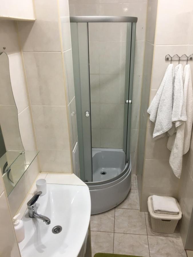 Rent Apartment In The Center Of Tjernihiv Eksteriør billede