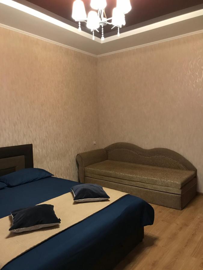 Rent Apartment In The Center Of Tjernihiv Eksteriør billede
